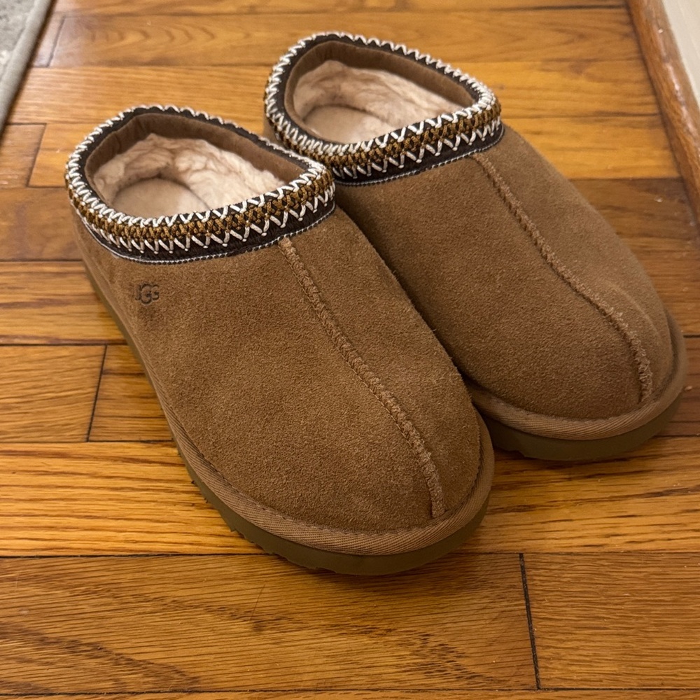 UGG TASMAN